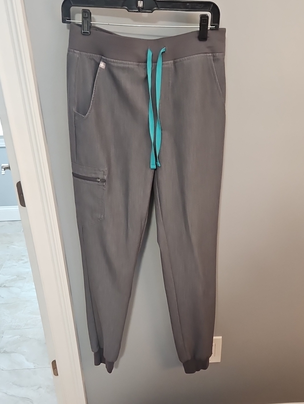 Figs Womens Gray Joggers with Teal Drawstring